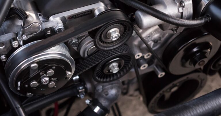 Motor de coche con correa de distribución y posible vicio oculto